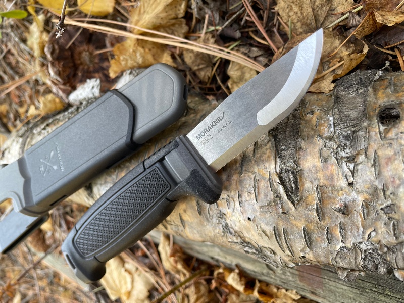 Mora Amberg Compact Stainless Black Skies 