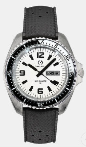Momentum Sea Quartz Orca Full Lume Dive Watch Black Oceanflex Rubber Photo